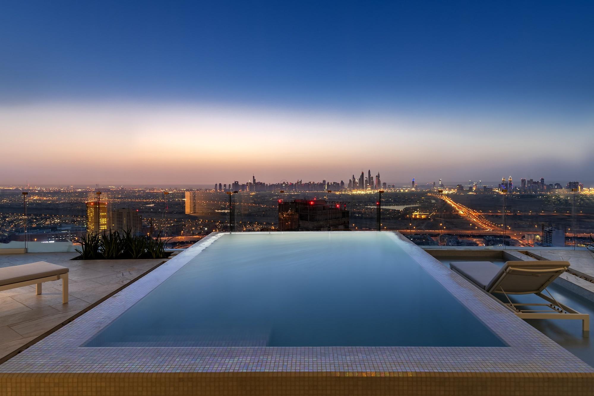 Five Jumeirah Village Dubai Exterior foto